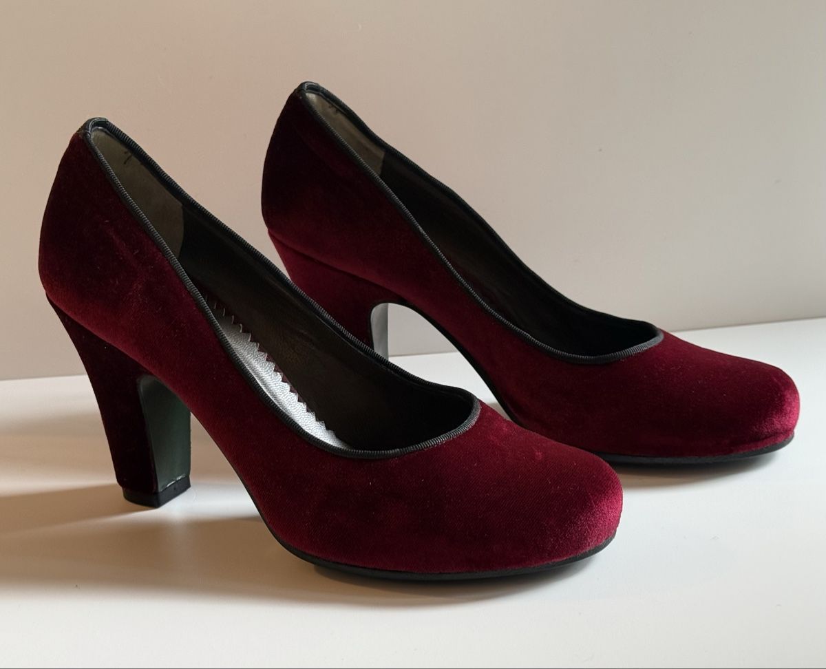 Scarpe da donna: Deimille Vintage Samt Pumps, Bordeauxrot, Grösse 38 – Nuovo (secondo la descrizione) da Winterthur venduto da Me_sell_buy 2