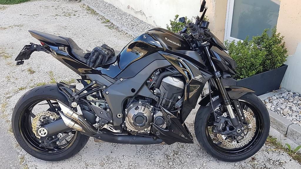 Kawasaki Strada: Kawasaki Z1000 Black Edition ABS – Usato da Belmont-sur-Yverdon venduto da ABertholet