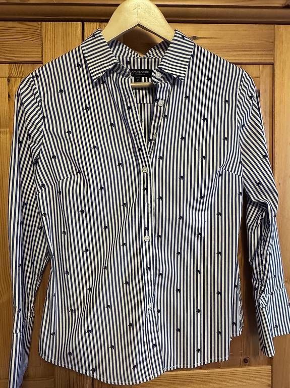 Blusen: Neu Damen Bluse mit Elefanten – Gebraucht aus Laax GR von sue987