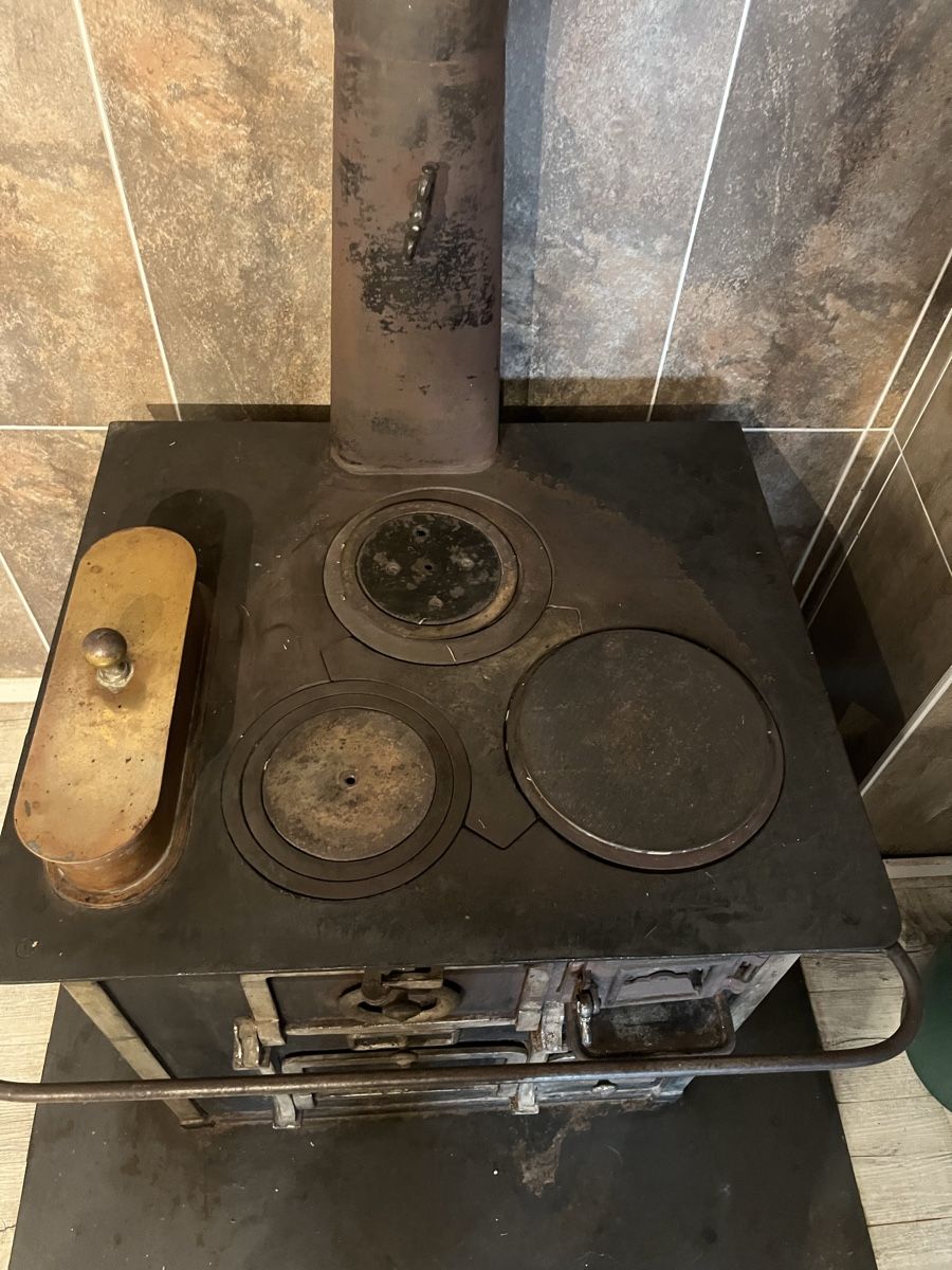 Herde: Cuisinière à bois  – Gebraucht aus Cuarnens von Olivier1820 1