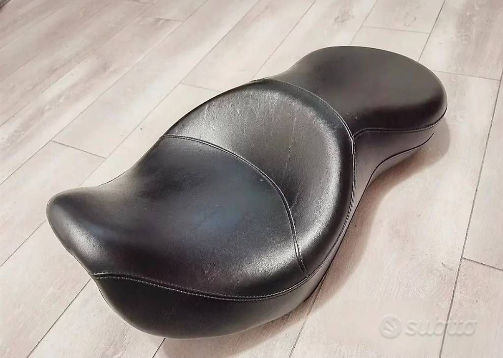 Toutes les pièces détachées moto: Sella Harley Davidson Dyna  – D'occasion à Losone par mar_n5ds 3