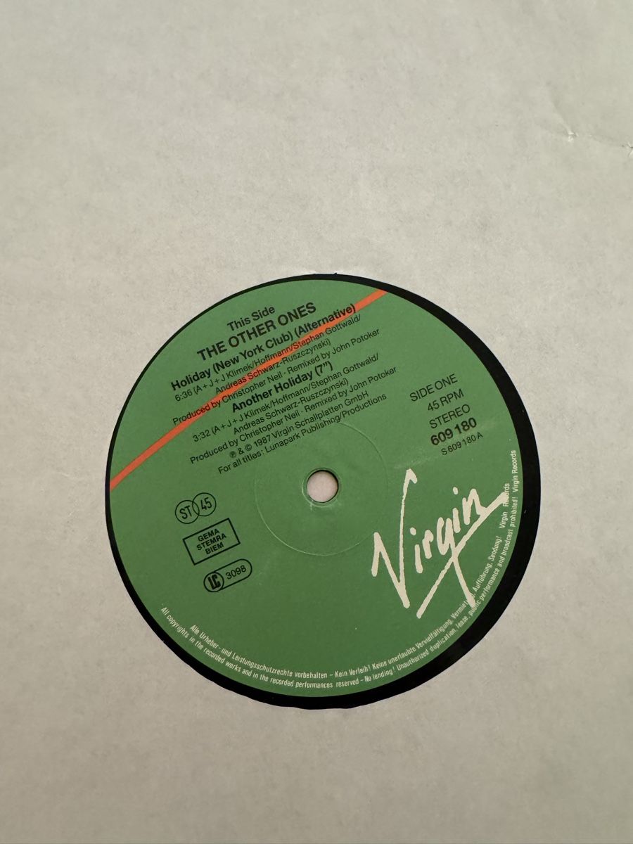 Schallplatten: The Other Ones - Holiday - 12" Maxi -80s – Gebraucht aus Rorbas von BlackstarRecords 2