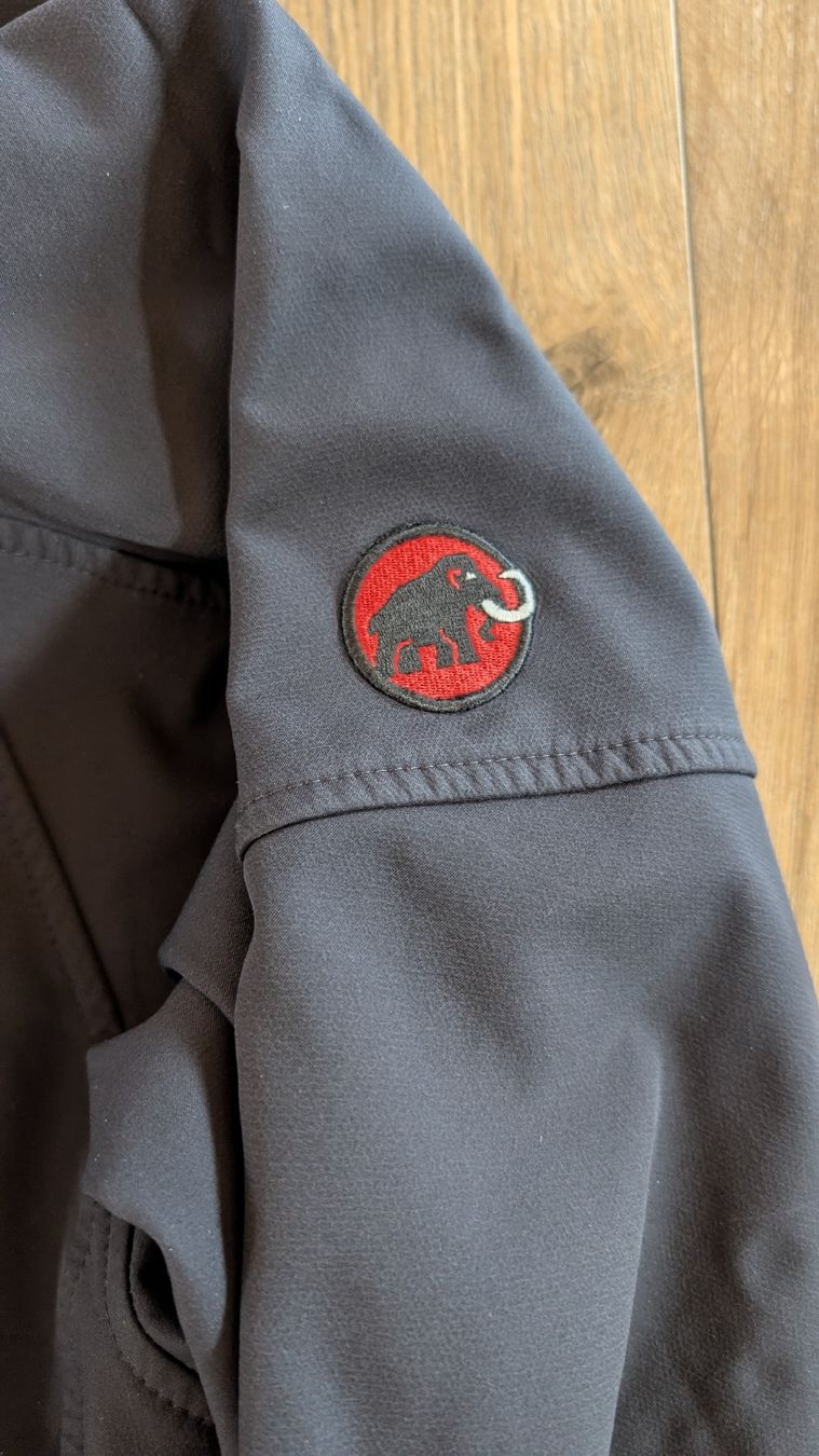 Mammut Jacken: MAMMUT - SOFTSHELL XL, Noire. – Gebraucht aus Haute-Nendaz von EmptyCloset 1