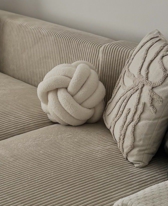 Kissen: Knotenkissen boucle – Gebraucht aus Winterthur von leimaj