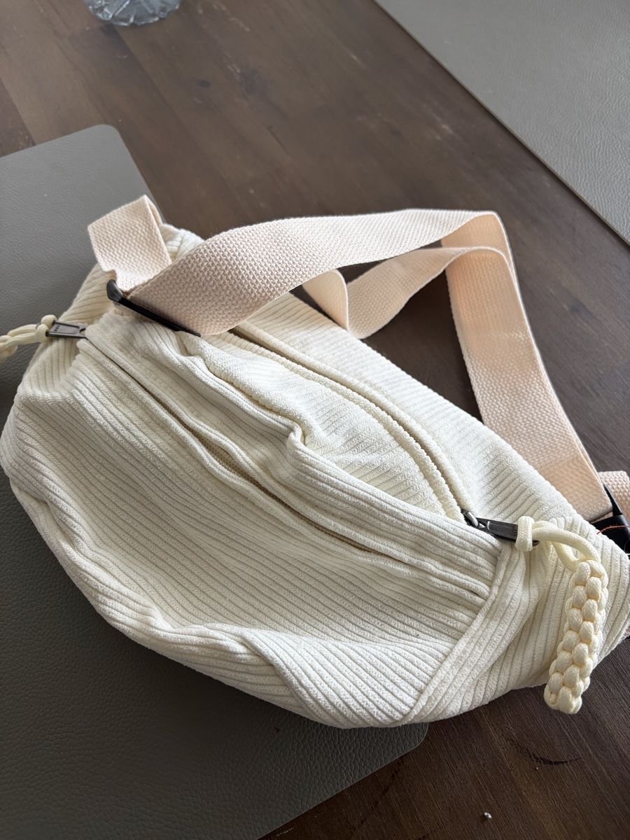 Borse: Tasche und Bauchtasche – Usato da Tagelswangen venduto da Gizzmo..77 3