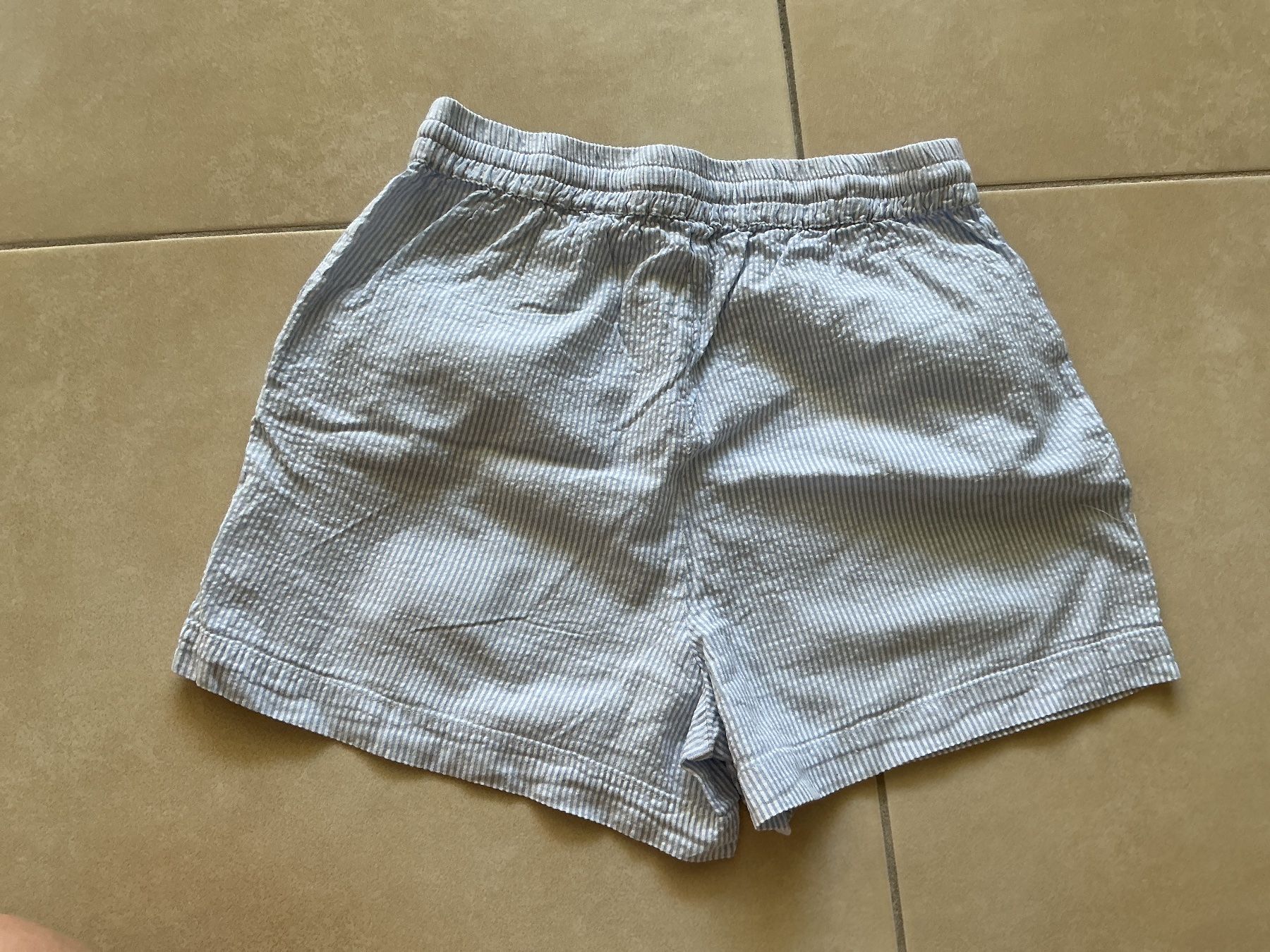 Only Pantalons: Kurze Hose gestreift Grösse XS – D'occasion à Frauenfeld par Stehojen 1