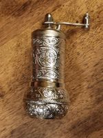 Orientalische Gewürzmühle Metall silberfarben – Vintage 11cm
