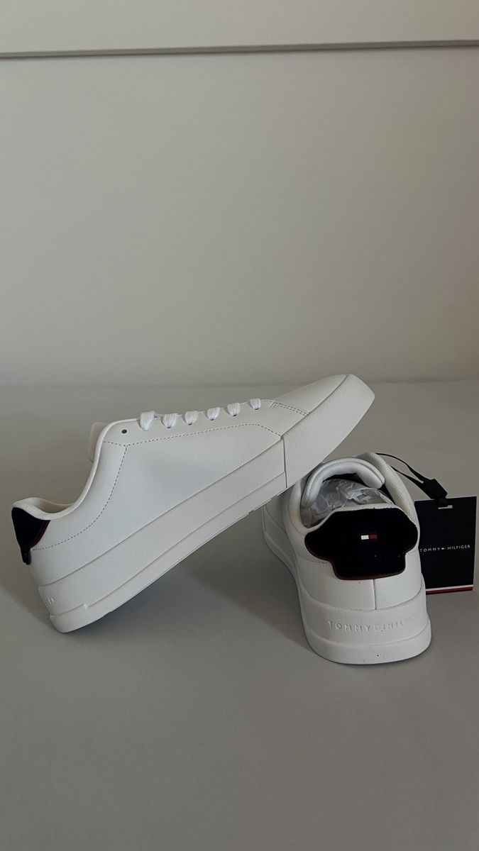 Tommy Hilfiger Herrenschuhe: Tommy Hilfiger Schuhe – Neu und originalverpackt aus Wollerau von Jan_Schiller 1