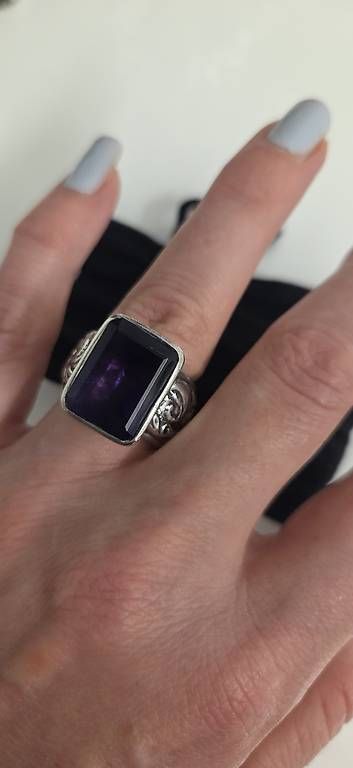 Olga Ribler Anelli: Komplett neu! Massiver Silberring mit Amethyst – Nuovo (secondo la descrizione) da St. Urban venduto da kun_9gl9 4