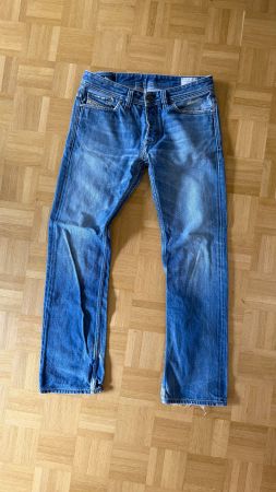 Jean homme Diesel Viker W31 L32, Made in Italy