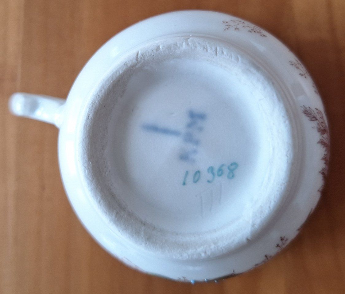 Tassen: Tasse mit Unterteller (antik) – Gebraucht aus Gossau SG von PaulJ01 2