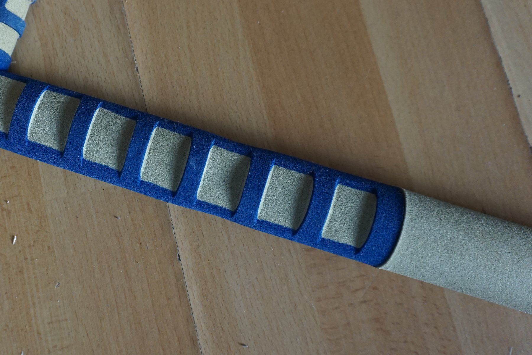 Giocattoli: Pogo Stick für Kinder – Usato da Zürich venduto da einalemjena 3