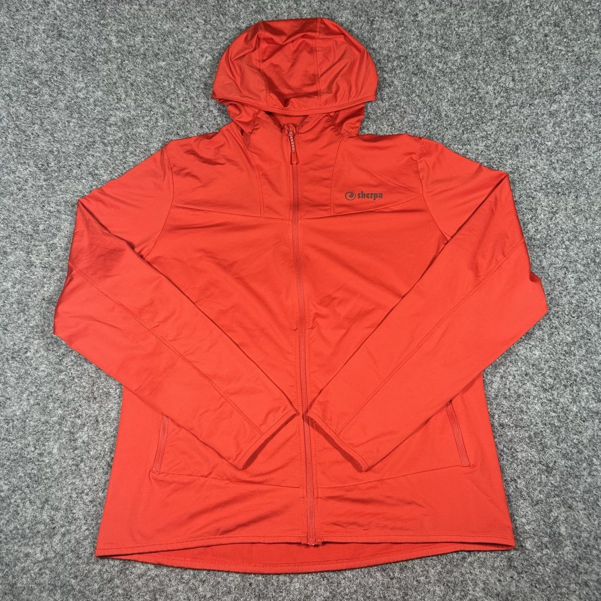 Sherpa Pulls & Sweat-shirts: Sherpa Outdoor sport Tech – Neuf (Voir description) à La Sagne NE par Matlasape