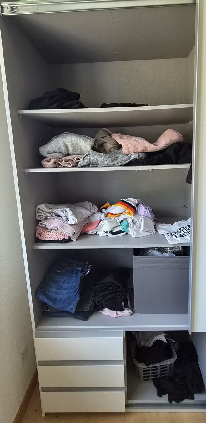 Armadi: Kleiderschrank  – Usato da St.Margarethen TG venduto da NikkiMicki 3