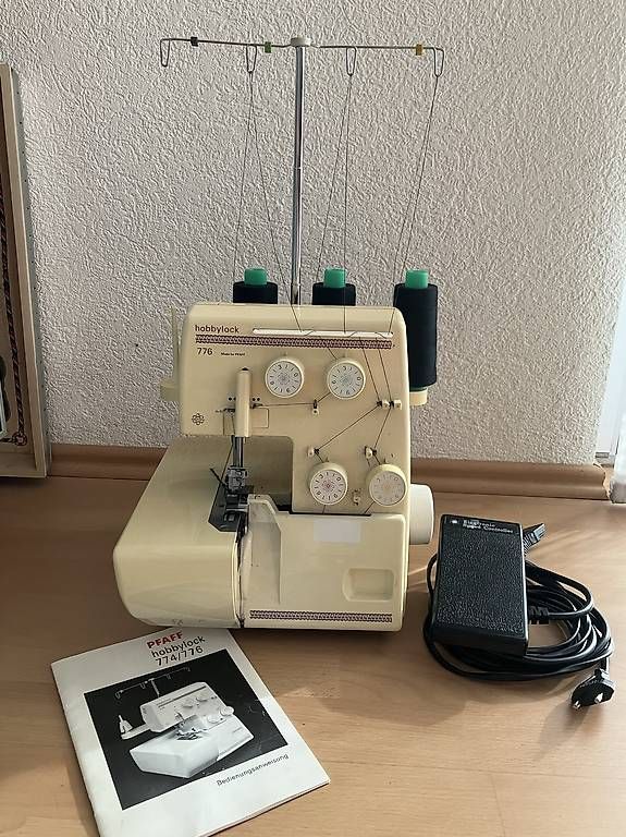 Pfaff Nähmaschinen: Pfaff Overlock 776 (Defekt) – Defekt aus Reigoldswil von Znarf071