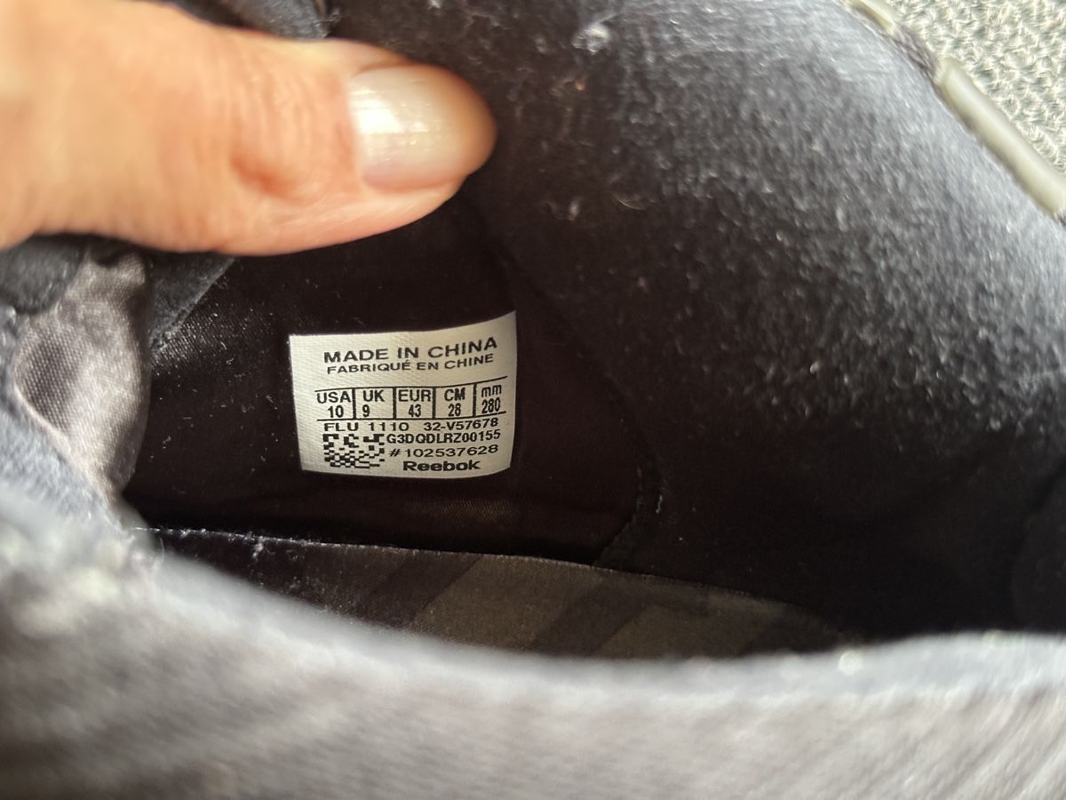 Armani Scarpe da uomo: Armani Reebok homme taille 43 noir – Usato da Bulle venduto da LeMoleson 8