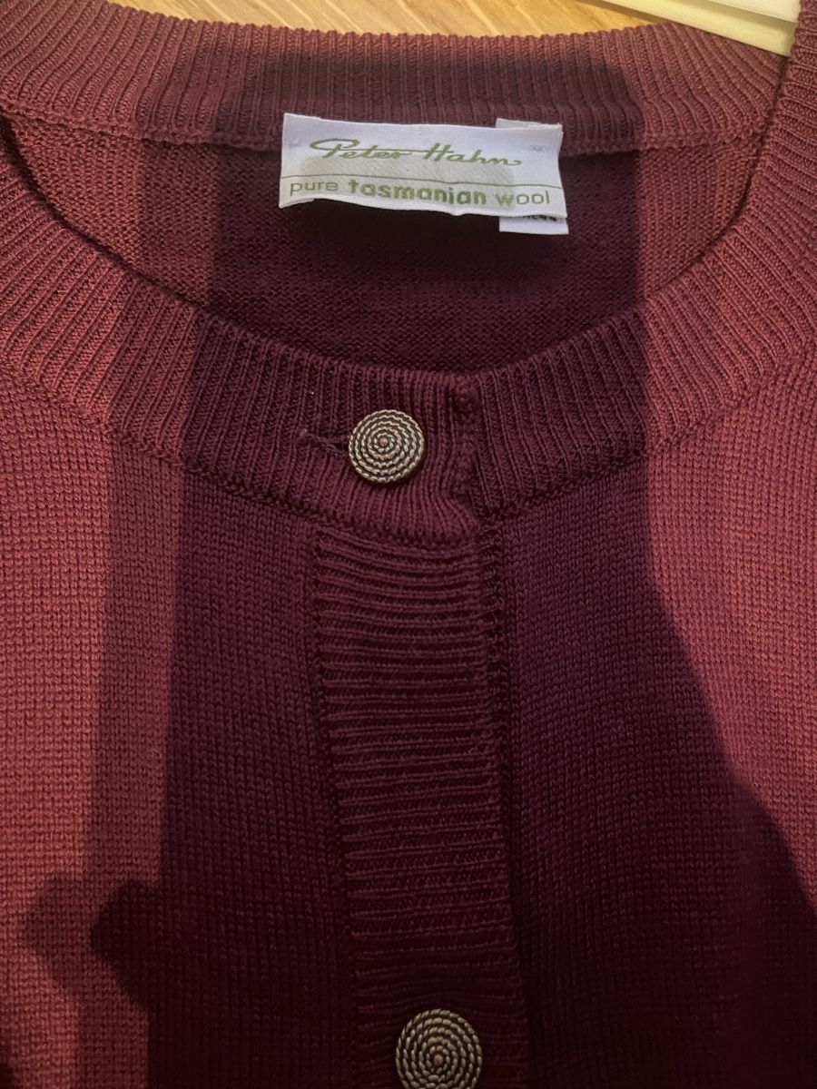 Peter Hahn Pullover & Sweatshirts: Pullover Peter Hahn Strickjacke, Wolle, Weinrot, To – Gebraucht aus Rüschlikon von Lajniii 8