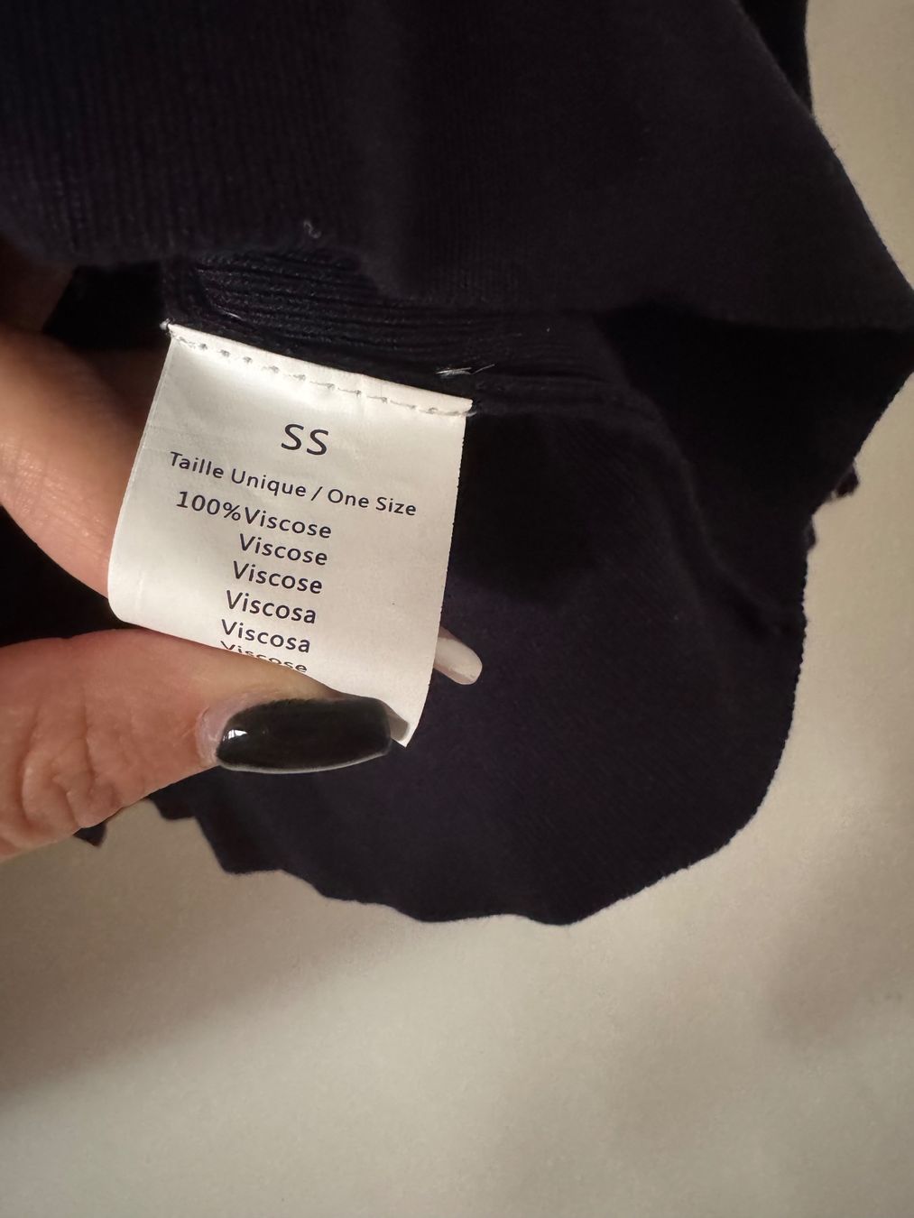 Maglioni & Felpe: 💎 Dunkelblauer Pullover mit Strass & Cut-out-Ärmeln – S / M – Usato da Künten venduto da bel_6wn2 3