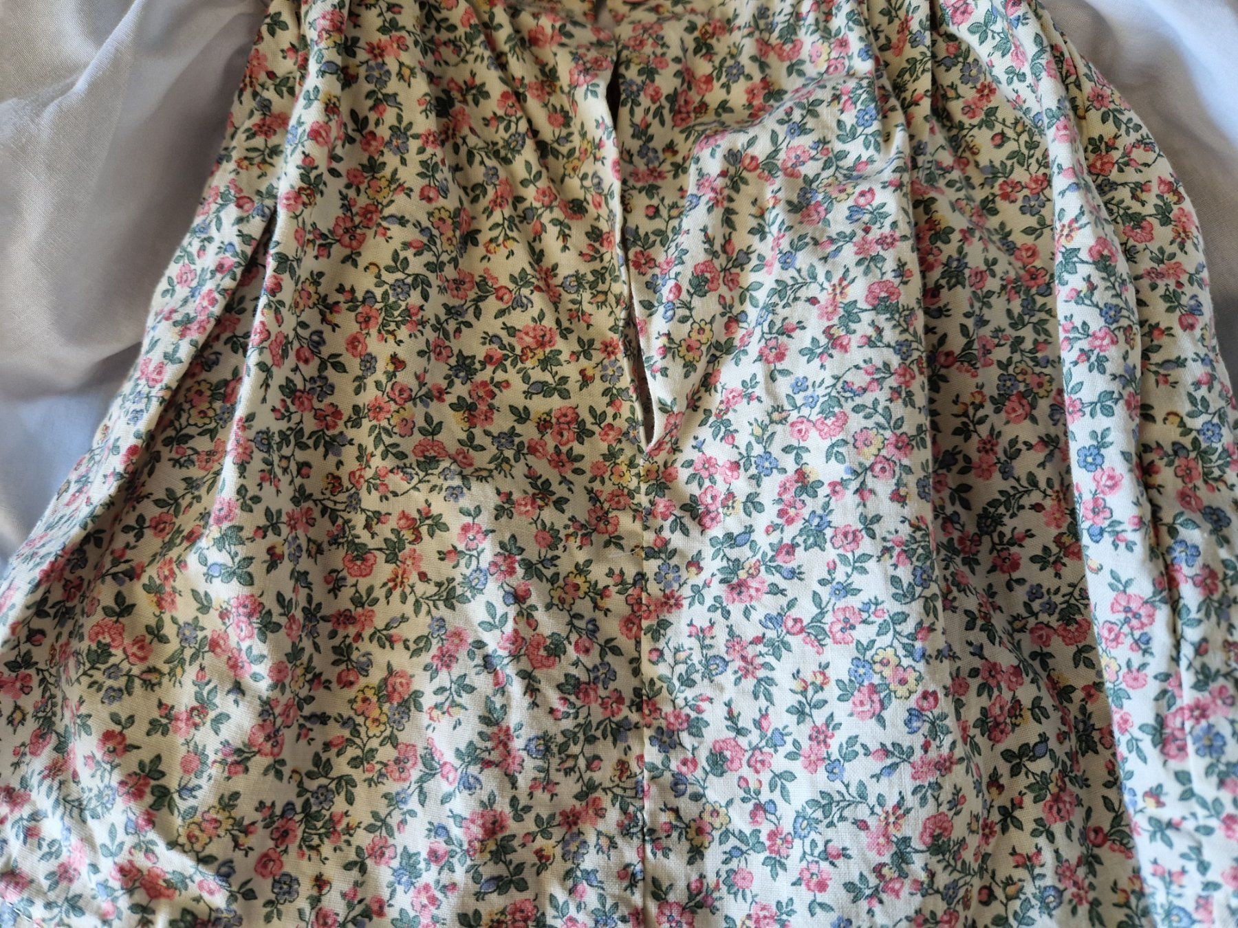 Vestiti & Gonne: Babykleid mit Blumenmotiv – Usato da Muhen venduto da Restwert_Muhen 4