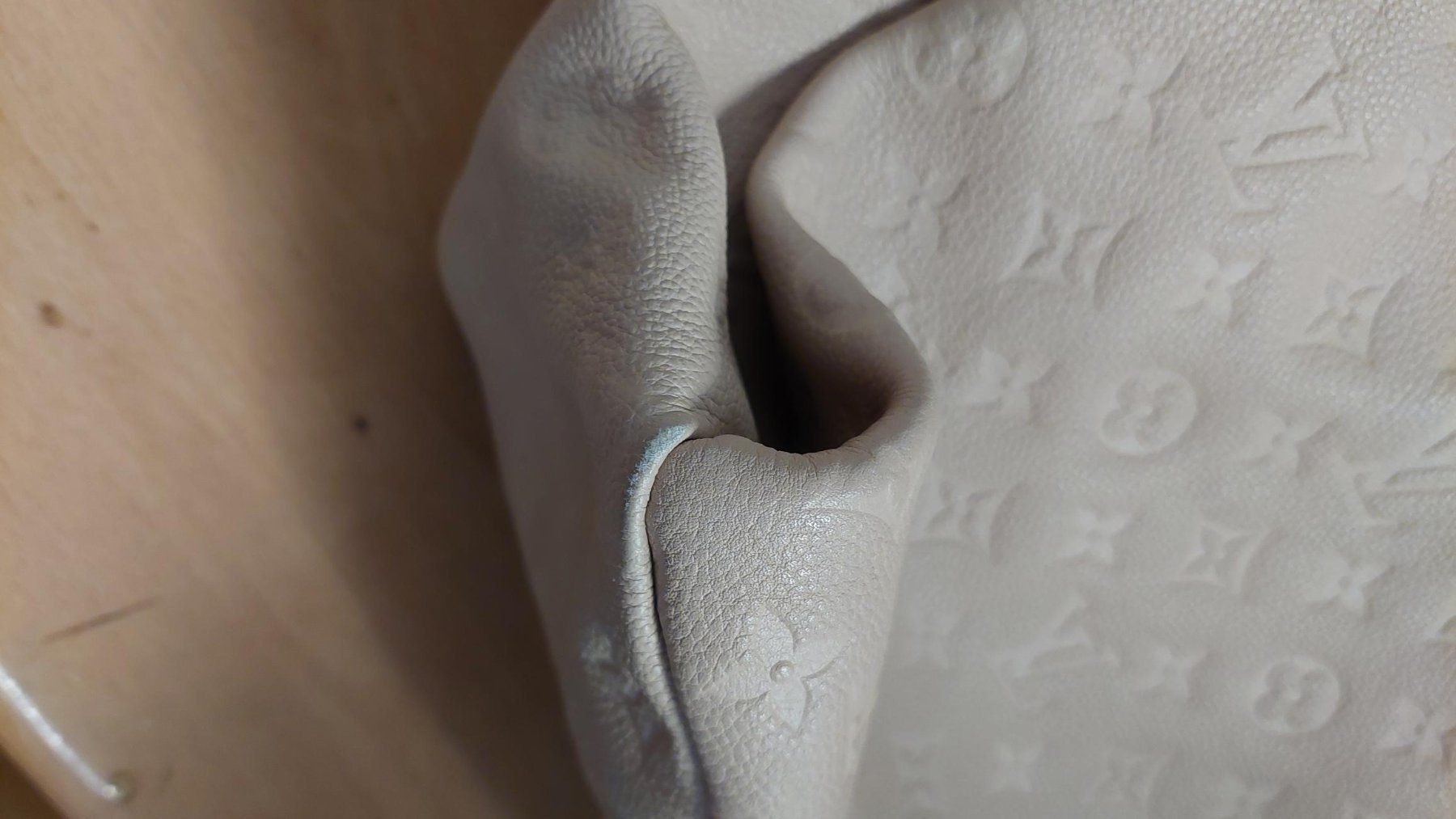 Louis Vuitton Borse da donna: Louis Vuitton Artsy dune – Usato da Zürich venduto da Cindarel 4