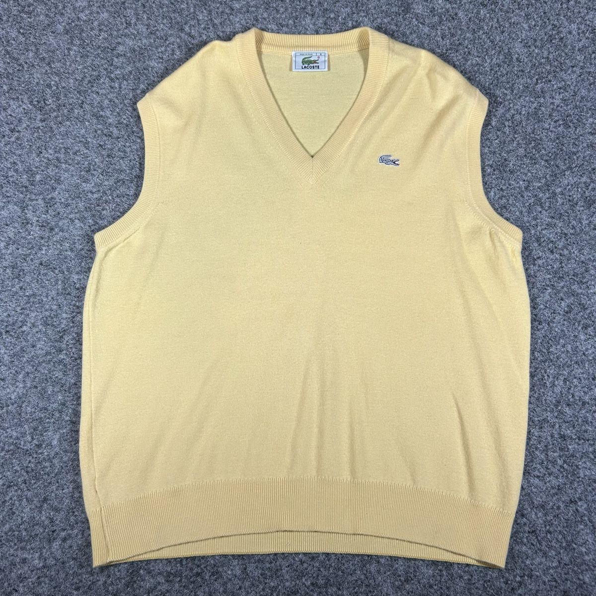Lacoste Gilet & Giacche: Gilet Lacoste L  – Nuovo (secondo la descrizione) da La Sagne NE venduto da Matlasape