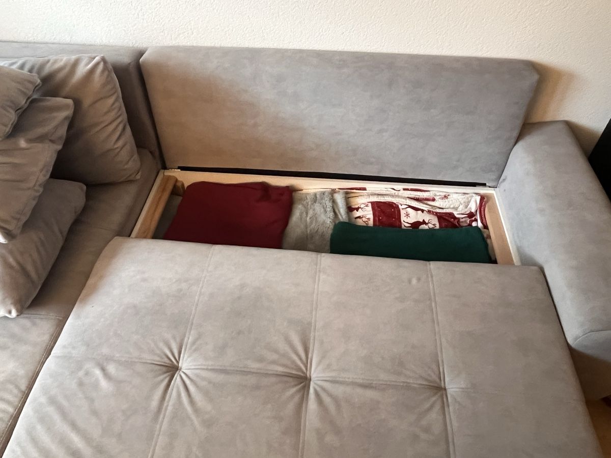 Sofas: Schönes Ecksofa mit Bettfunktion und Stauraum, Grau – Neu (gemäss Beschreibung) aus Nohl von ron_8pml 1