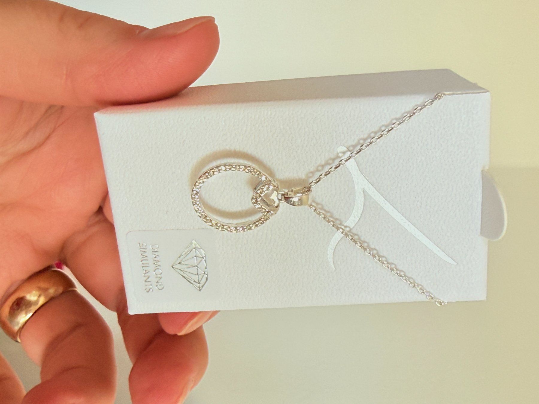 Catenine: Collier avec pendentif neuf Lovisa – Nuovo e nell'imballaggio originale da Genève venduto da AGBERG 9