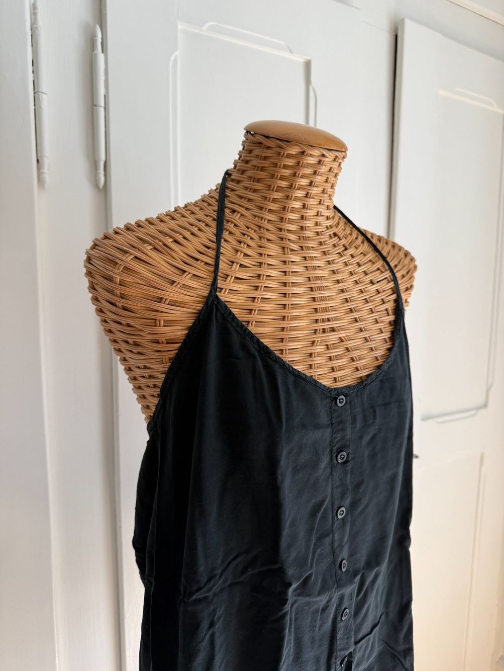 Brandy Melville Tops: BRANDY MELVILLE - Top schwarz geknöpft – Gebraucht aus Zürich von Diazaio 1