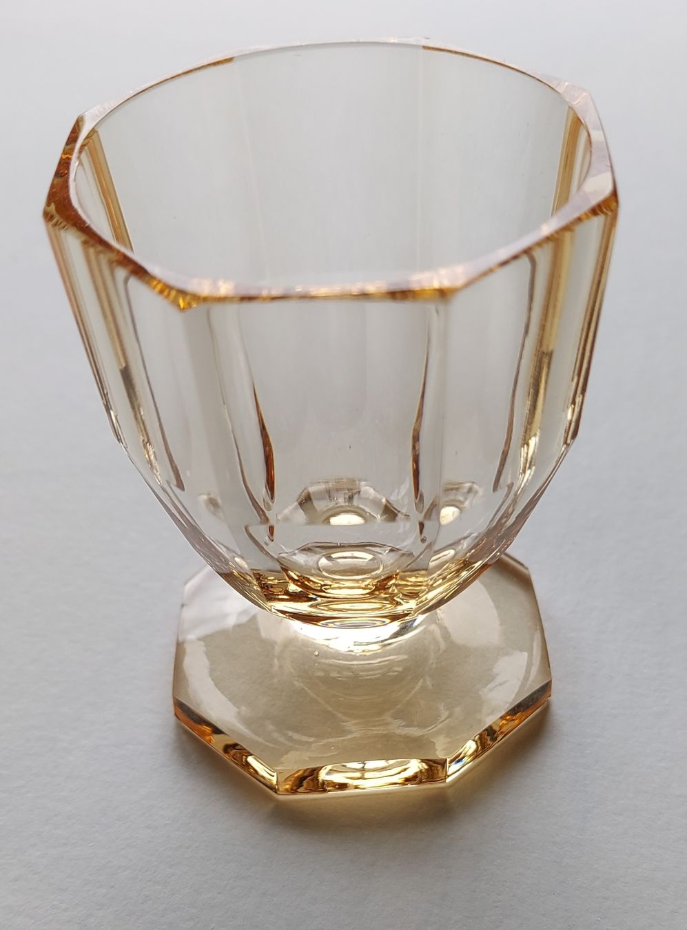 Set di piatti: Schönes, seltenes Art Deco Likörset – Usato da Allenwinden venduto da Jojoly 4