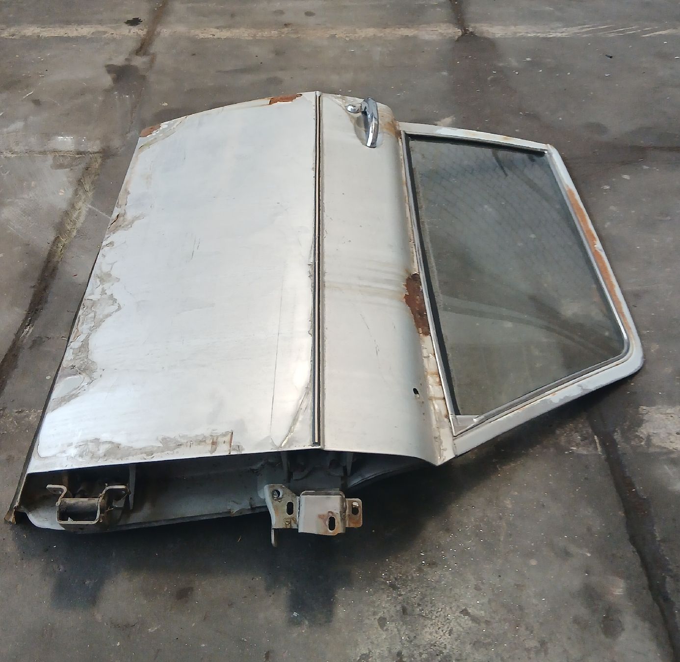 Saab Tutti pezzi di ricambio auto: Portière droite Saab 99 – Usato da la heutte venduto da Auto-stock 2