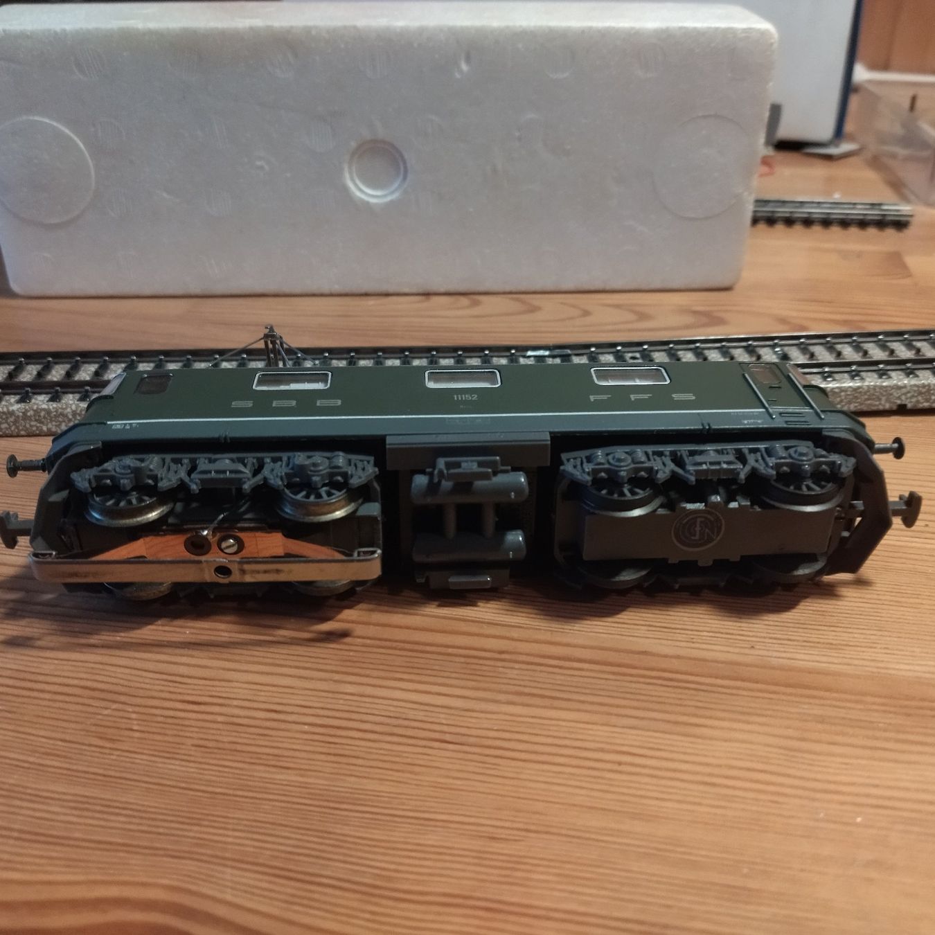 Lima Modelleisenbahnen: Lima E-Lok 20 8157LP (957) – Defekt aus Basel von BeanieUp 4