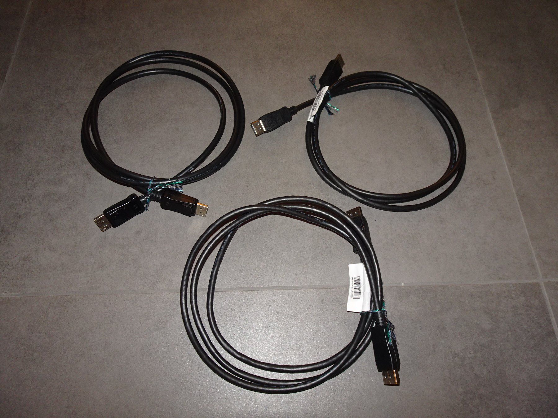 Hewlett Packard Cavi: HP DisplayPort — DisplayPort – Usato da Bassersdorf venduto da Nianda