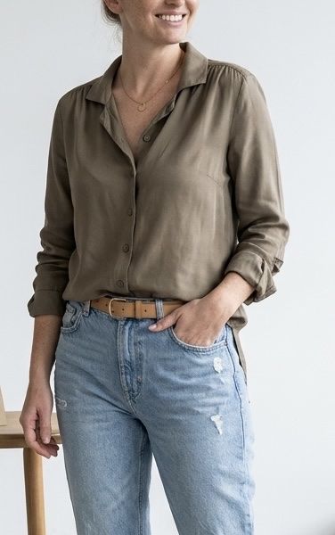 Camicette: Khaki Bluse 100% Viskose S/M – Usato da heerbrugg venduto da Sesolella