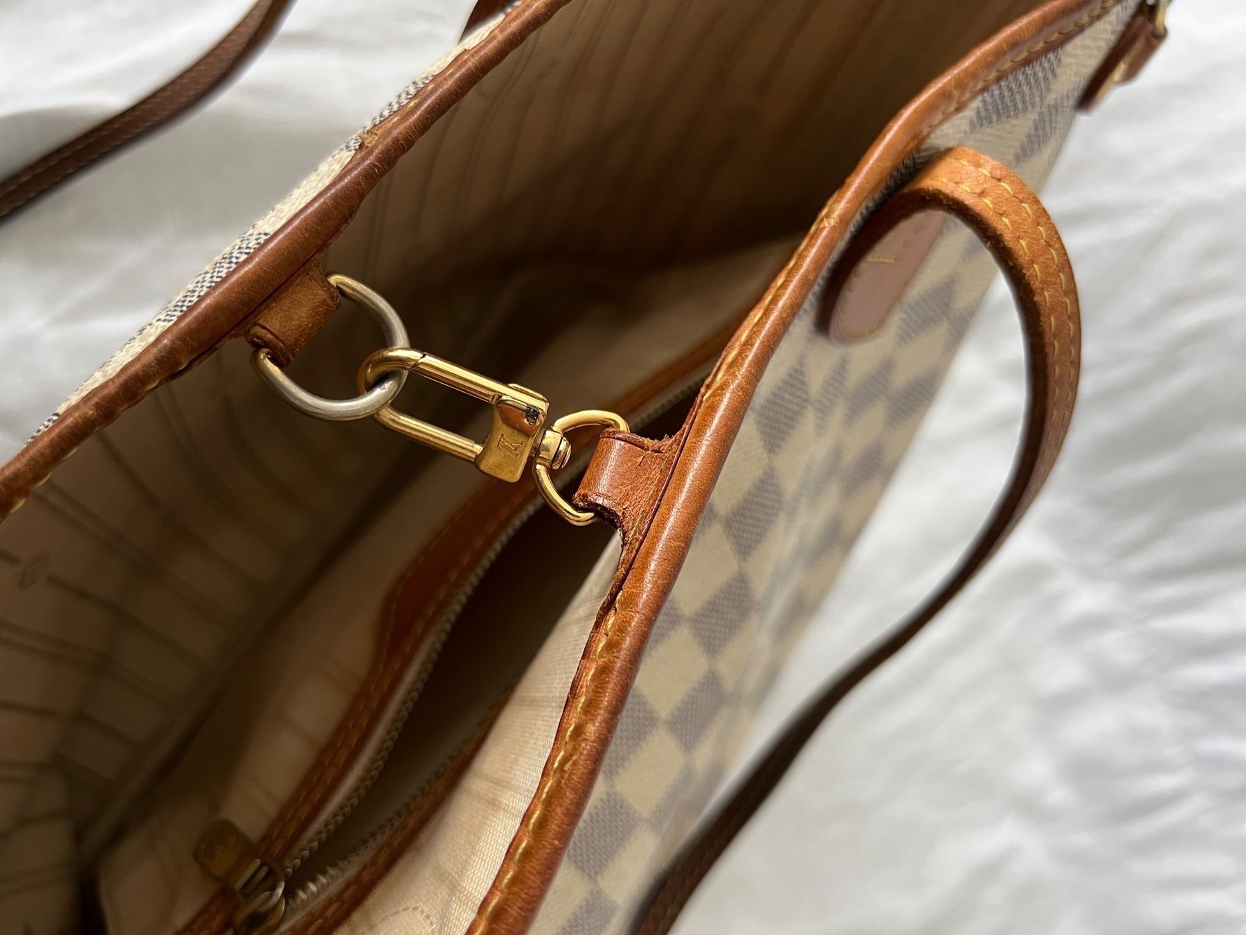 Louis Vuitton Borse da donna: Louis Vuitton Neverfull PM Damier Azur Canvas Leder – Usato da Biberist venduto da pin_ywg6 7