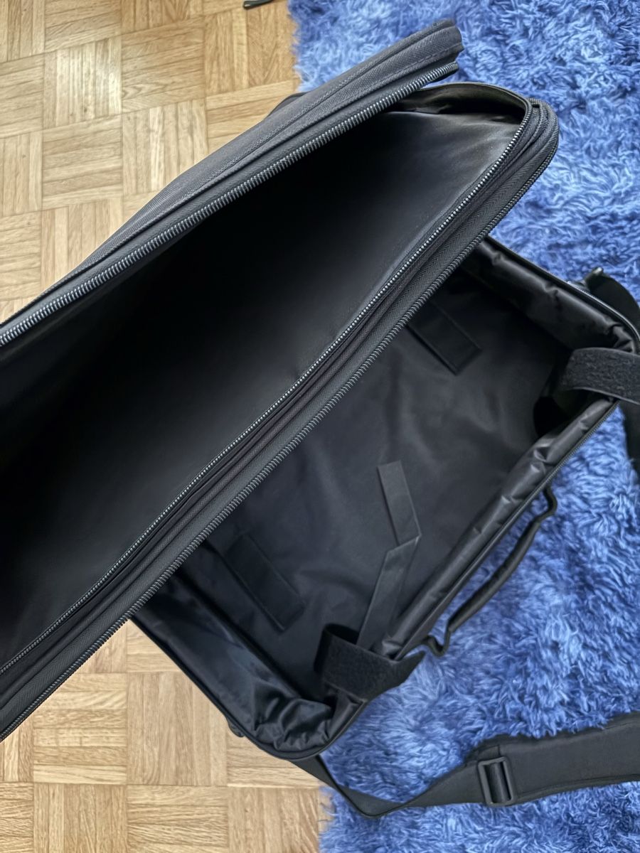 Fender Musikinstrumente: Fender Pedalboard Prof... – Gebraucht aus Sargans von AP7320 7