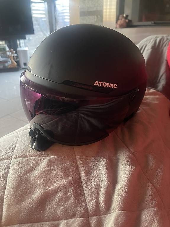Sci: Casco sci unisex Atomic – Usato da Davesco-Soragno venduto da lud_d9wn 1