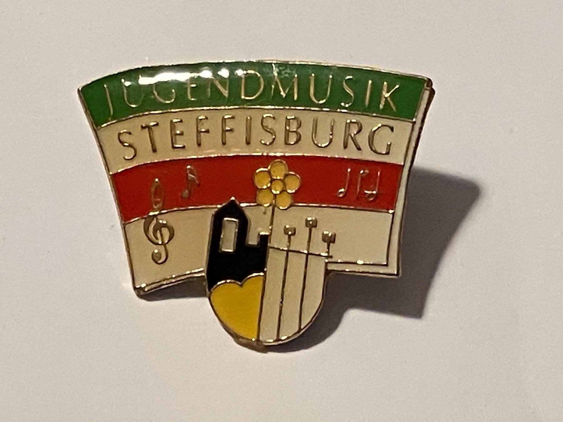 Placchette & Badge: 1 Pin Jugendmusik Steffisburg – Usato da Basel venduto da djwwpp