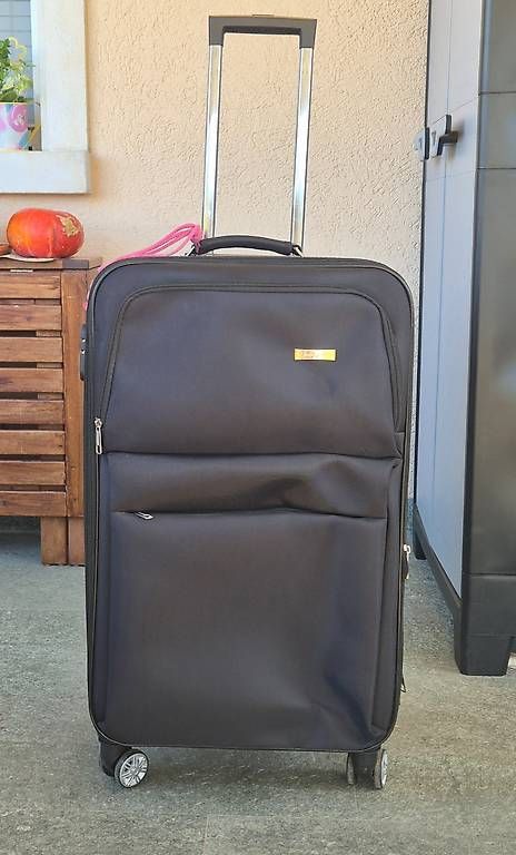 Valises de voyage: Valise  – D'occasion à Thônex par Jeff1006