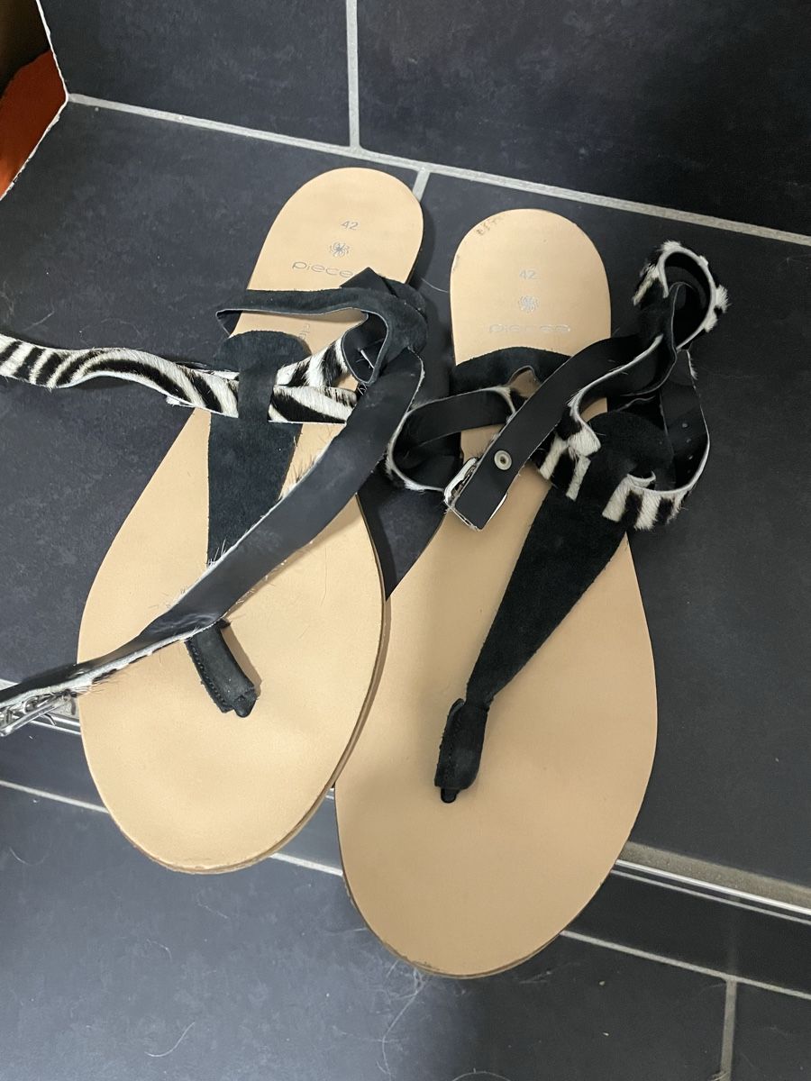 Scarpe da donna: Sommerschuh Sandale – Nuovo (secondo la descrizione) da Wohlenschwil venduto da ber_m9f7