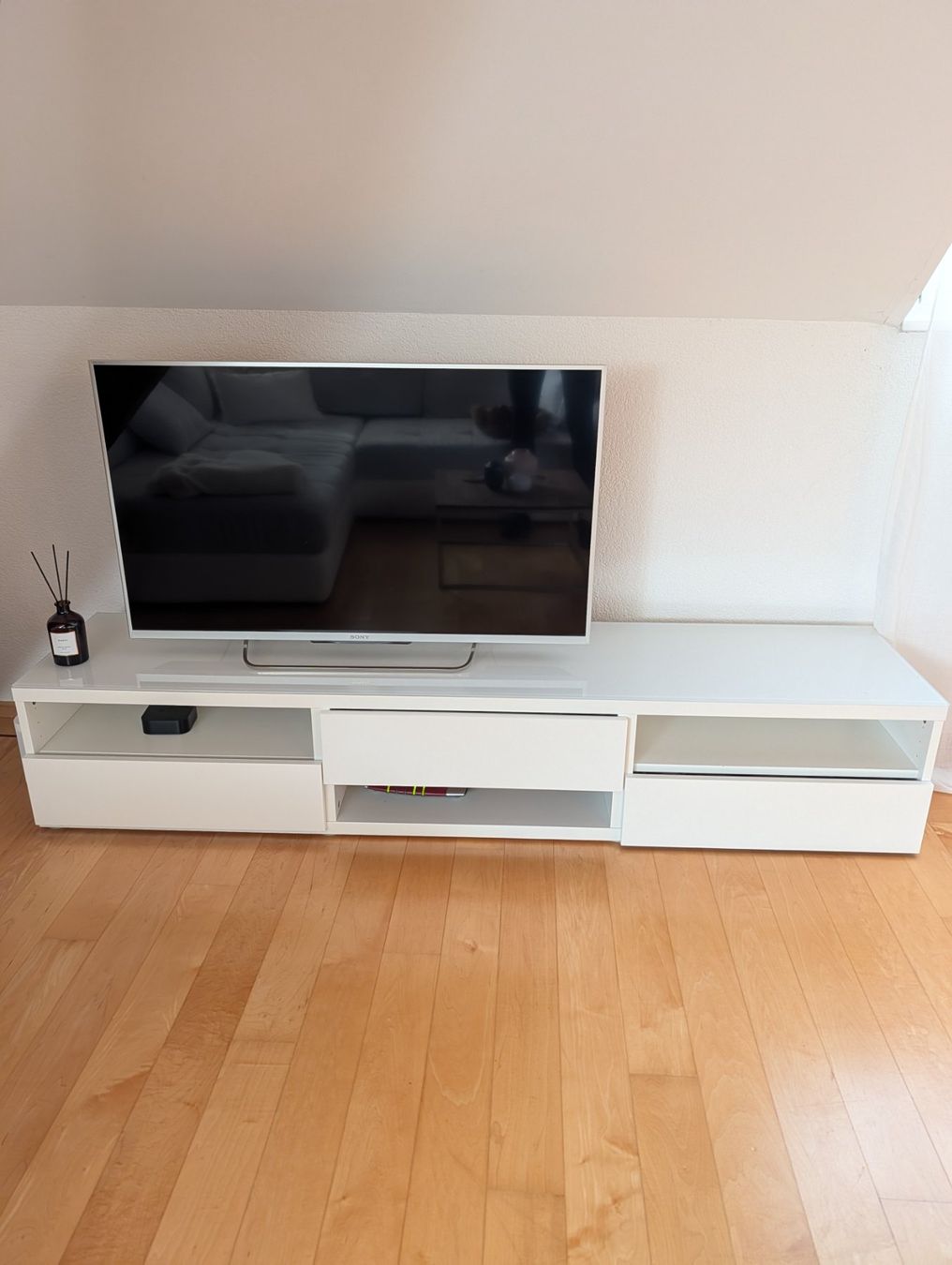 Ikea Mobili TV: TV Möbel – Usato da Stäfa venduto da Fabienne..