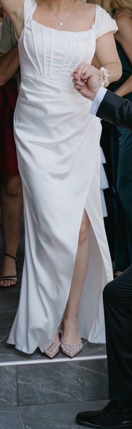 Kleider: Weisses Kleid Grösse 38 – Gebraucht aus Bettlach von Swiss-2016 2
