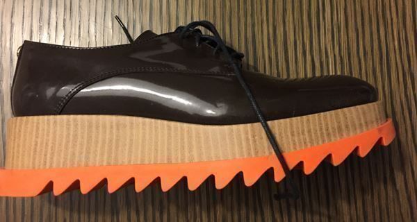 Marc Cain Scarpe da donna: Marc Cain Lack-Plateauschnürer Gr 37 – Nuovo (secondo la descrizione) da Volketswil venduto da praxis12 1