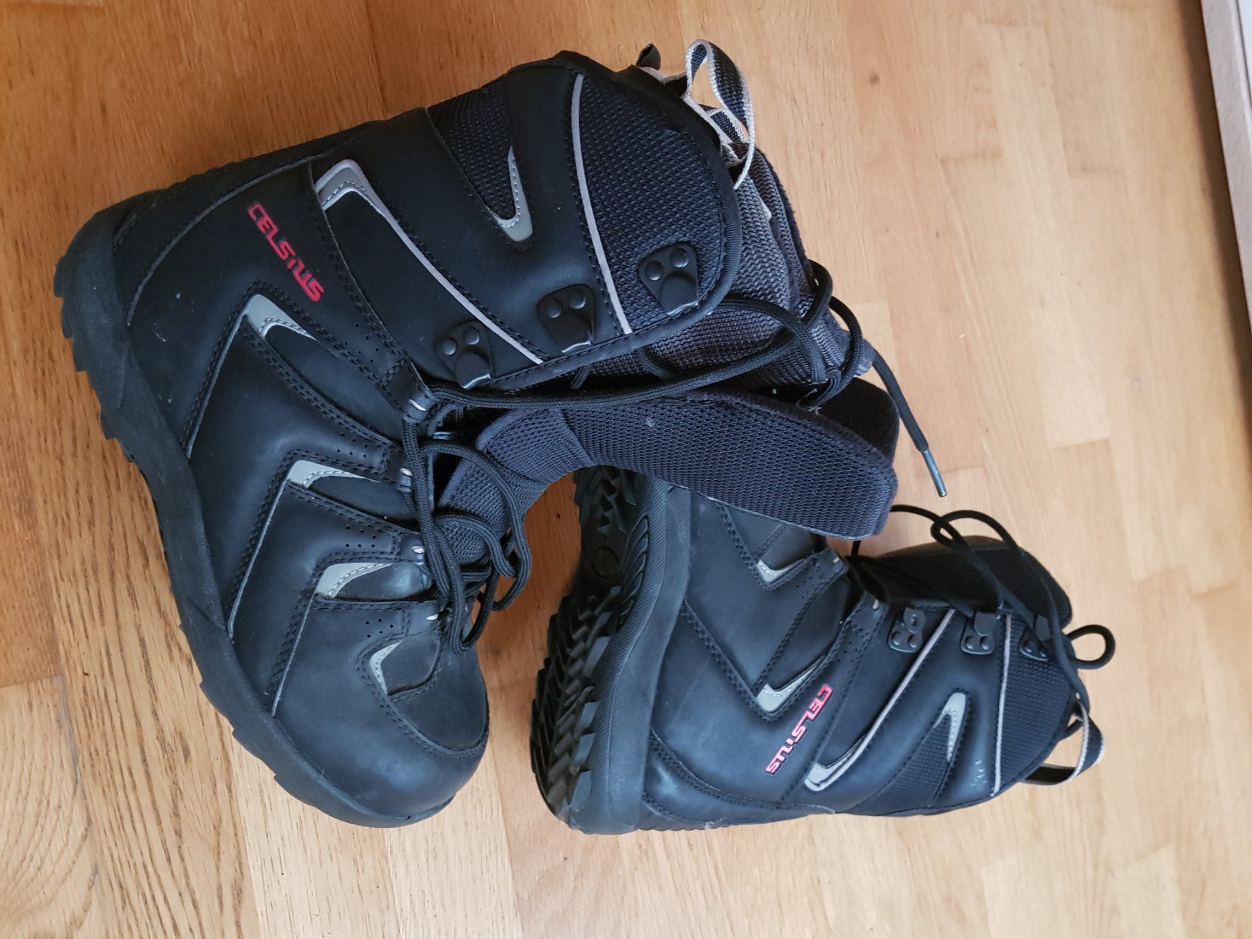 Scarpe da uomo: Snowboardschuhe  Gr 39 – Usato da Morens FR venduto da Kiscica 6