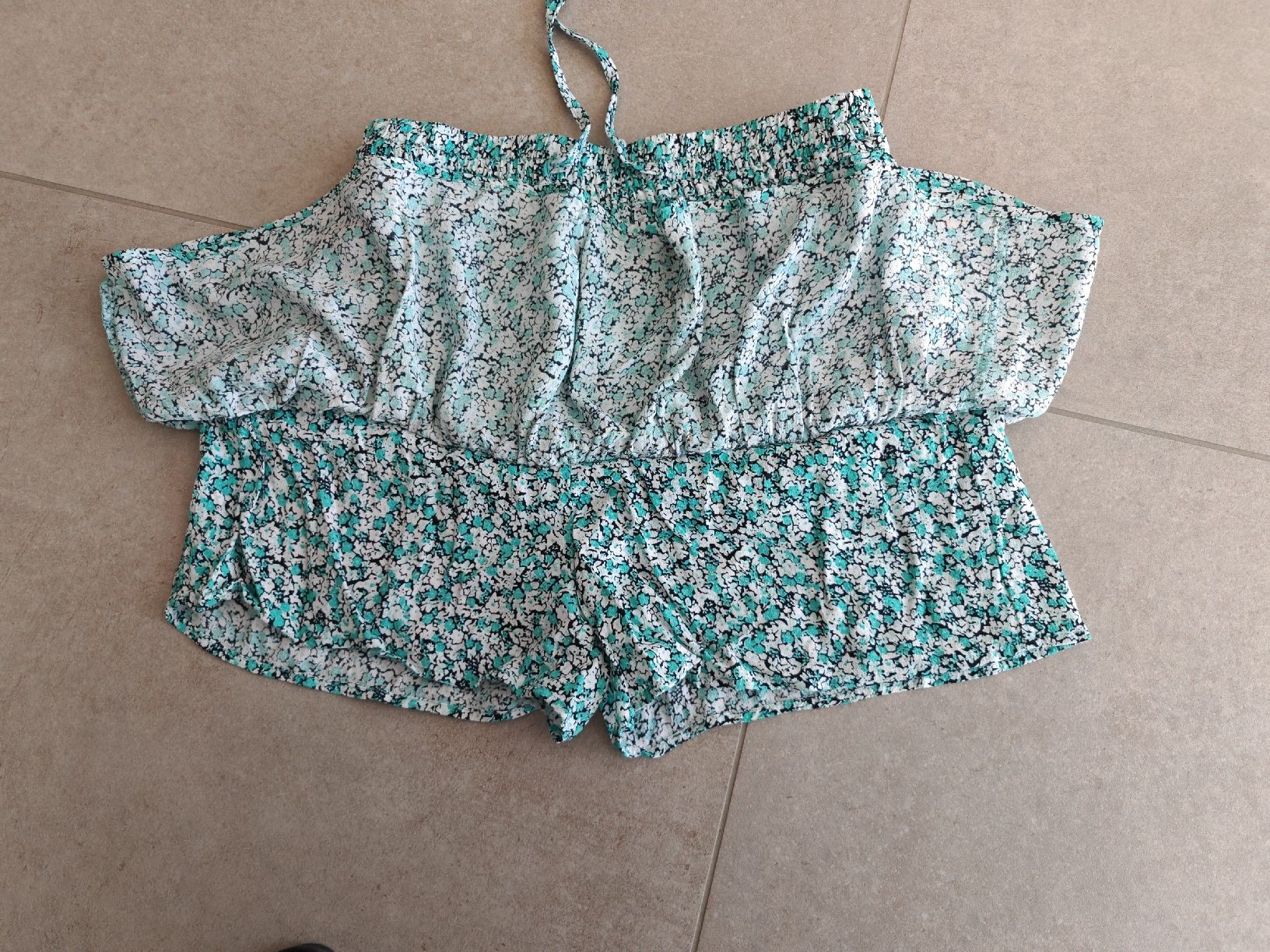 Zara Röcke: Mini-jupe + short fleurie légère, taille S – Gebraucht aus Longirod von ali_nsd5 3