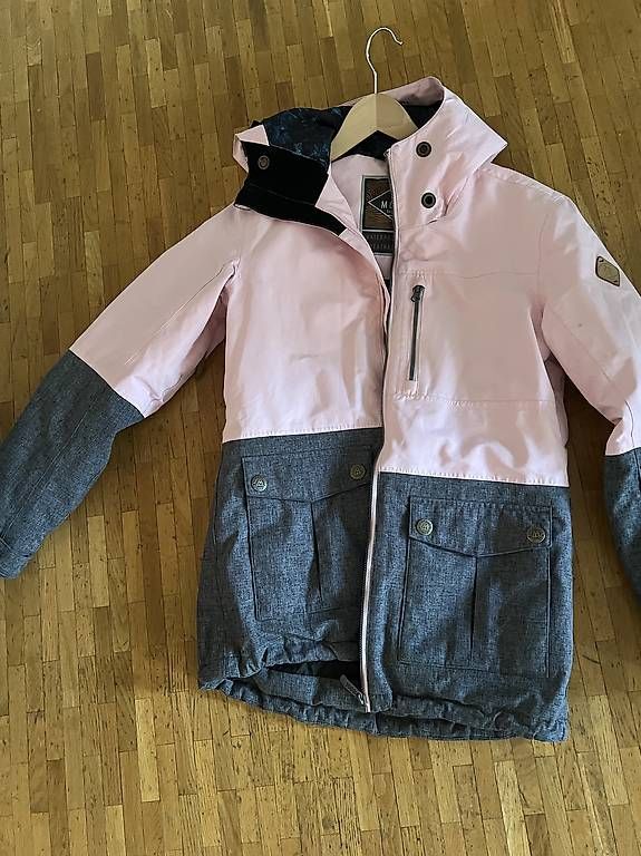 Giacche: Schöne Snowboardjacke – Usato da Adliswil venduto da Elyaque2005 1
