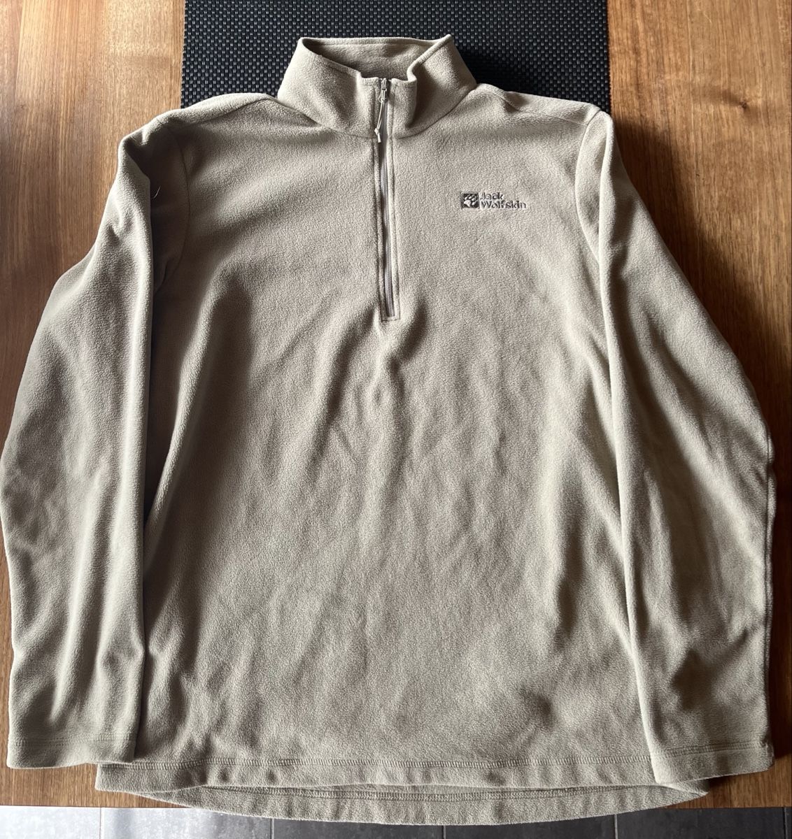 Jack Wolfskin Maglioni & Felpe: Jack Wolfskin Fleece Pullover beige – Nuovo (secondo la descrizione) da Belp venduto da jon_y6sj