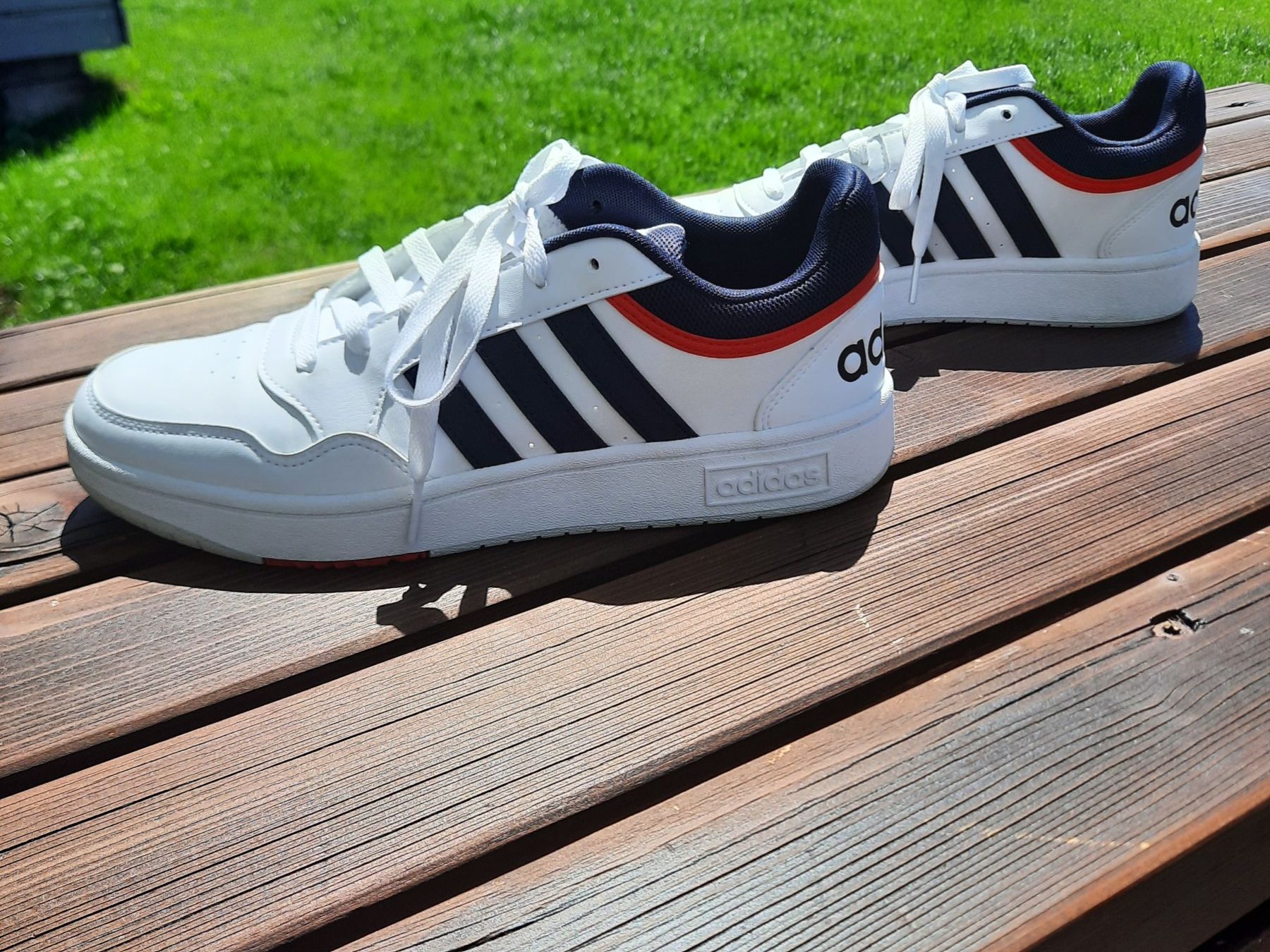 Adidas Scarpe da uomo: Schöne Adidas-Schuhe Gr. 8 – Usato da Bichwil venduto da Buesi68 6