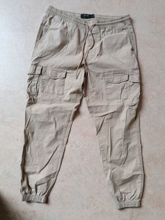 Pull&Bear Cargo Hose Beige, Gr. L