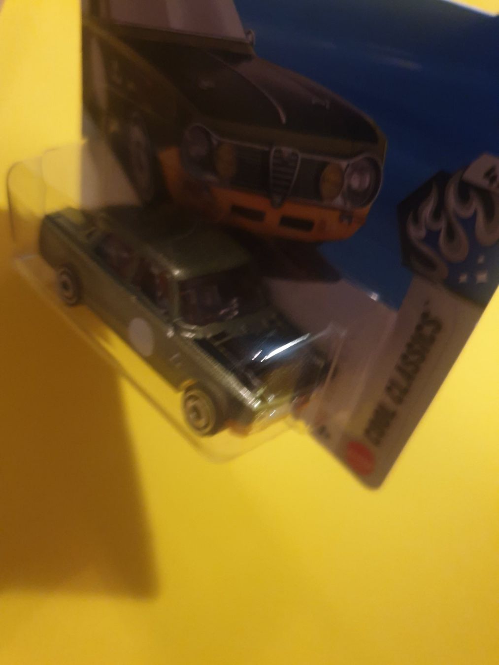 Hot Wheels Voitures modèles: Hot Wheels ALFA ROMEO GIULIA TI SUPER – Neuf avec emballage d'origine à Oftringen par Rotor 5