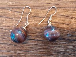 Ohrschmuck braun